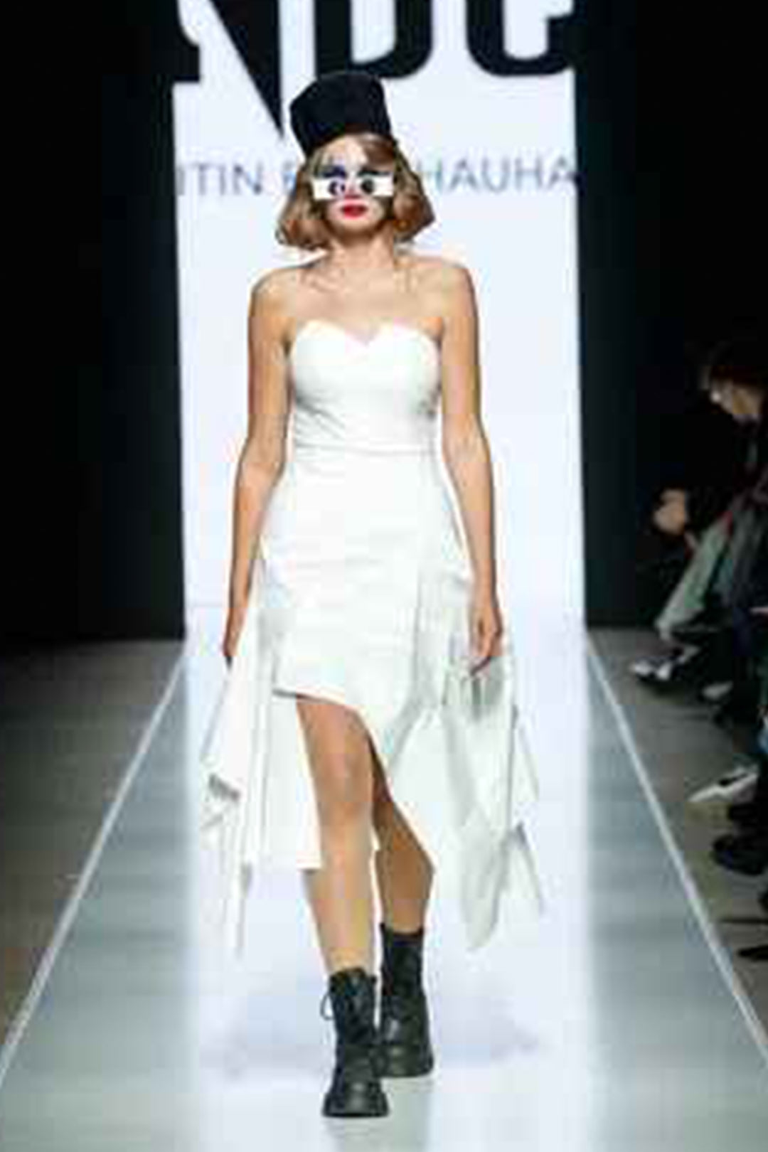 NBC WHITE TUBE DRESS(SS-25-50)