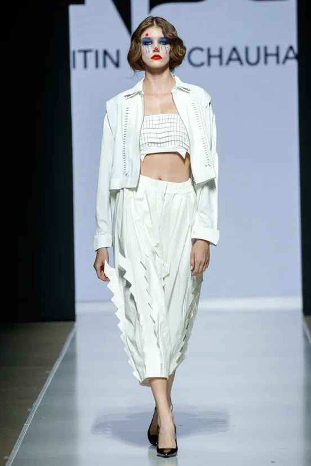 NBC WHITE JACKET (SS-25-08)