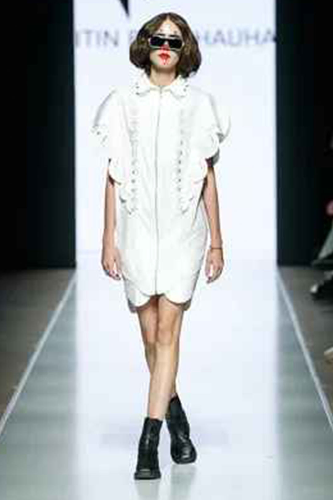 NBC WHITE DRESS(SS-25-21)