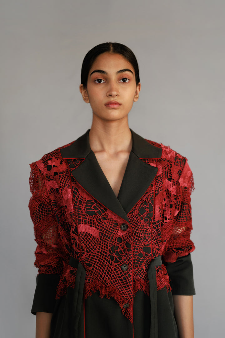 Red map embroidery coat set