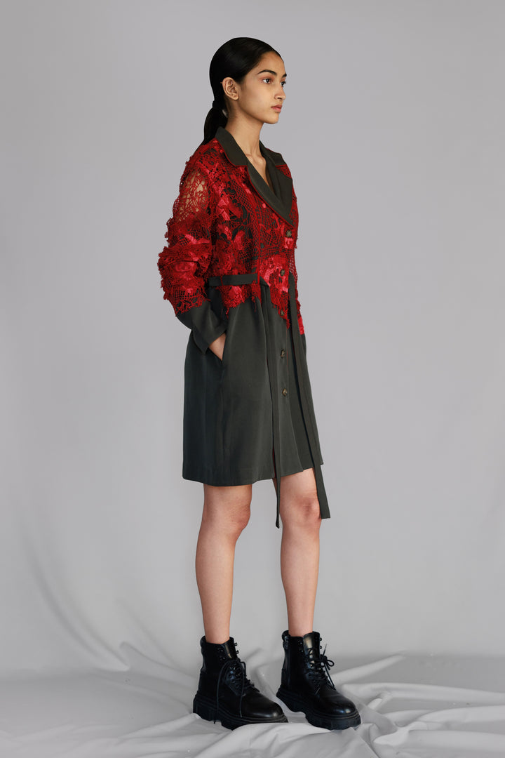 Red map embroidery coat dress