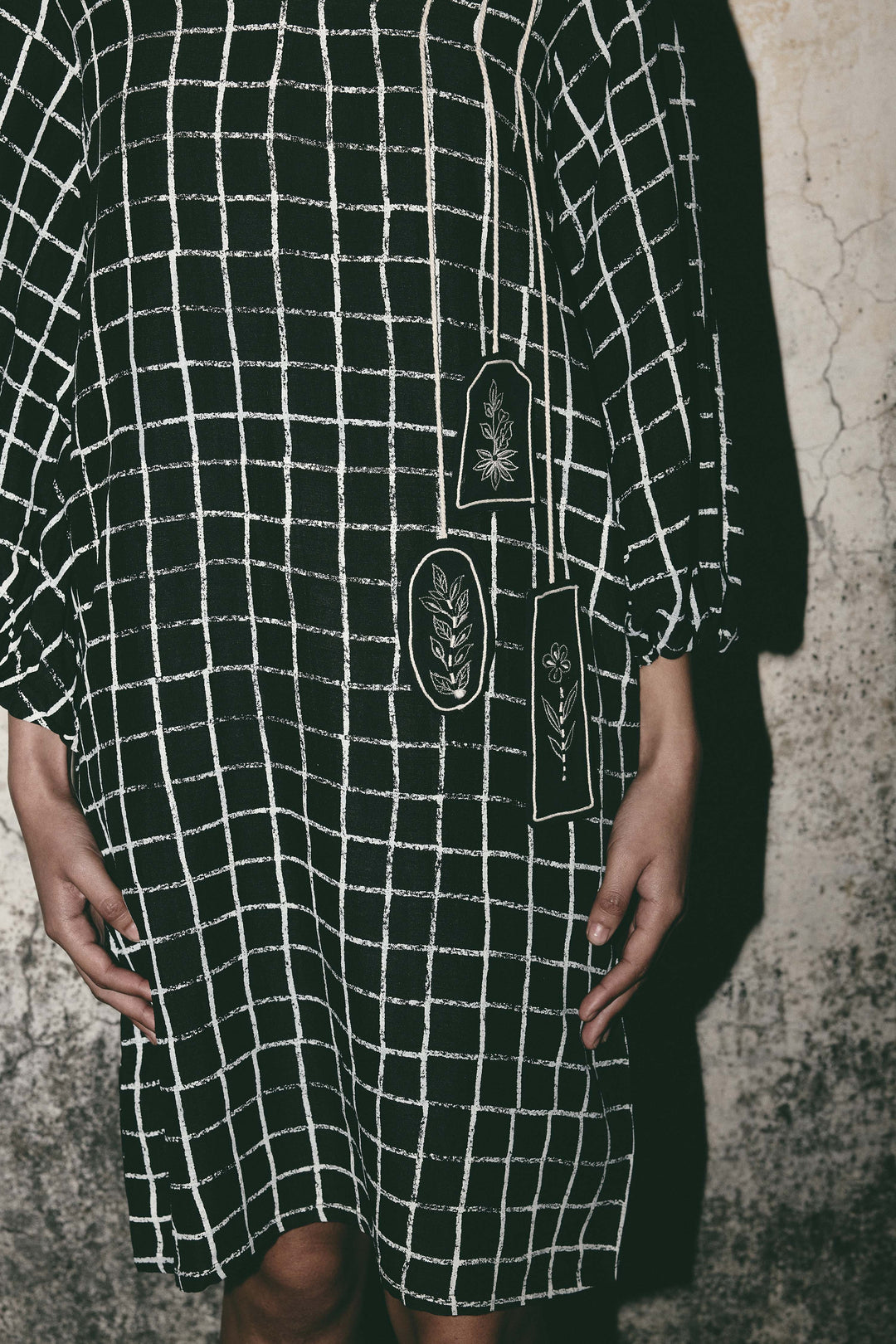Grid comfort dress