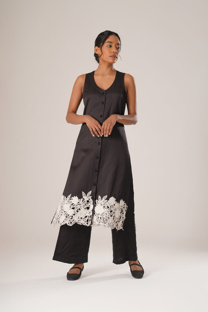 Noir Flora Kurta