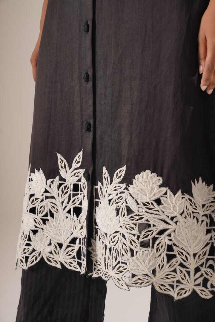 Noir Flora Kurta