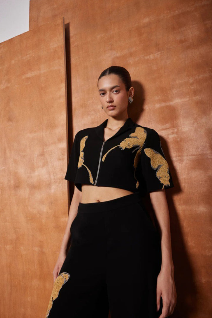 FADING BUTTERFLY CROPPED SHIRT WITH FLARED PANTS