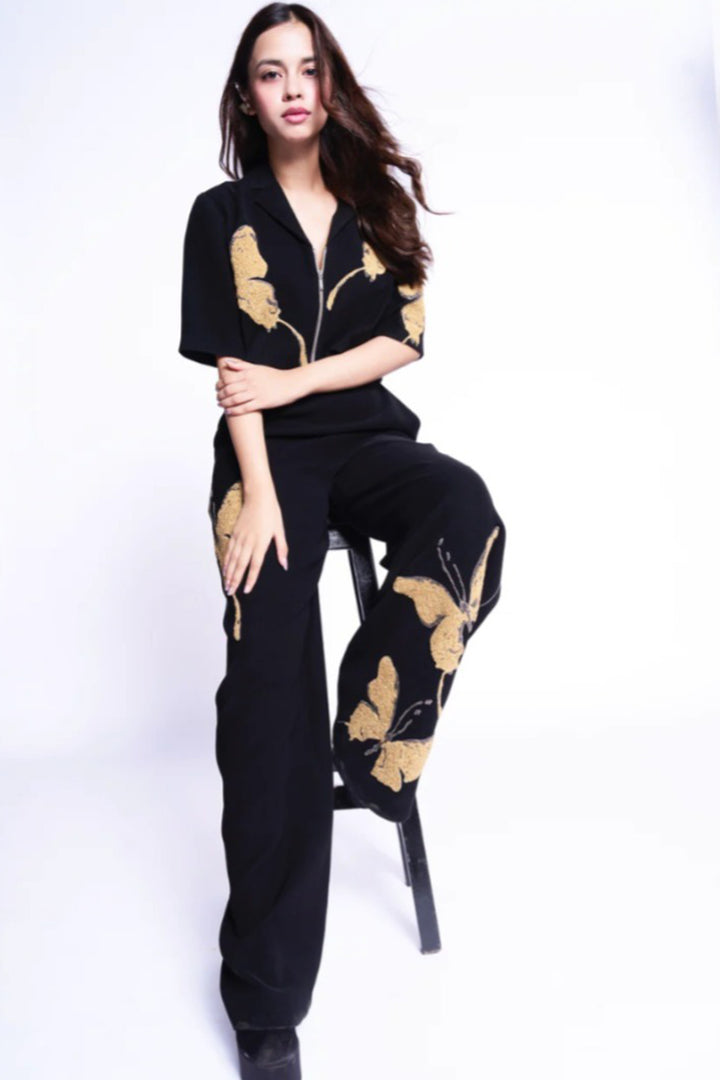 FADING BUTTERFLY CROPPED SHIRT WITH FLARED PANTS