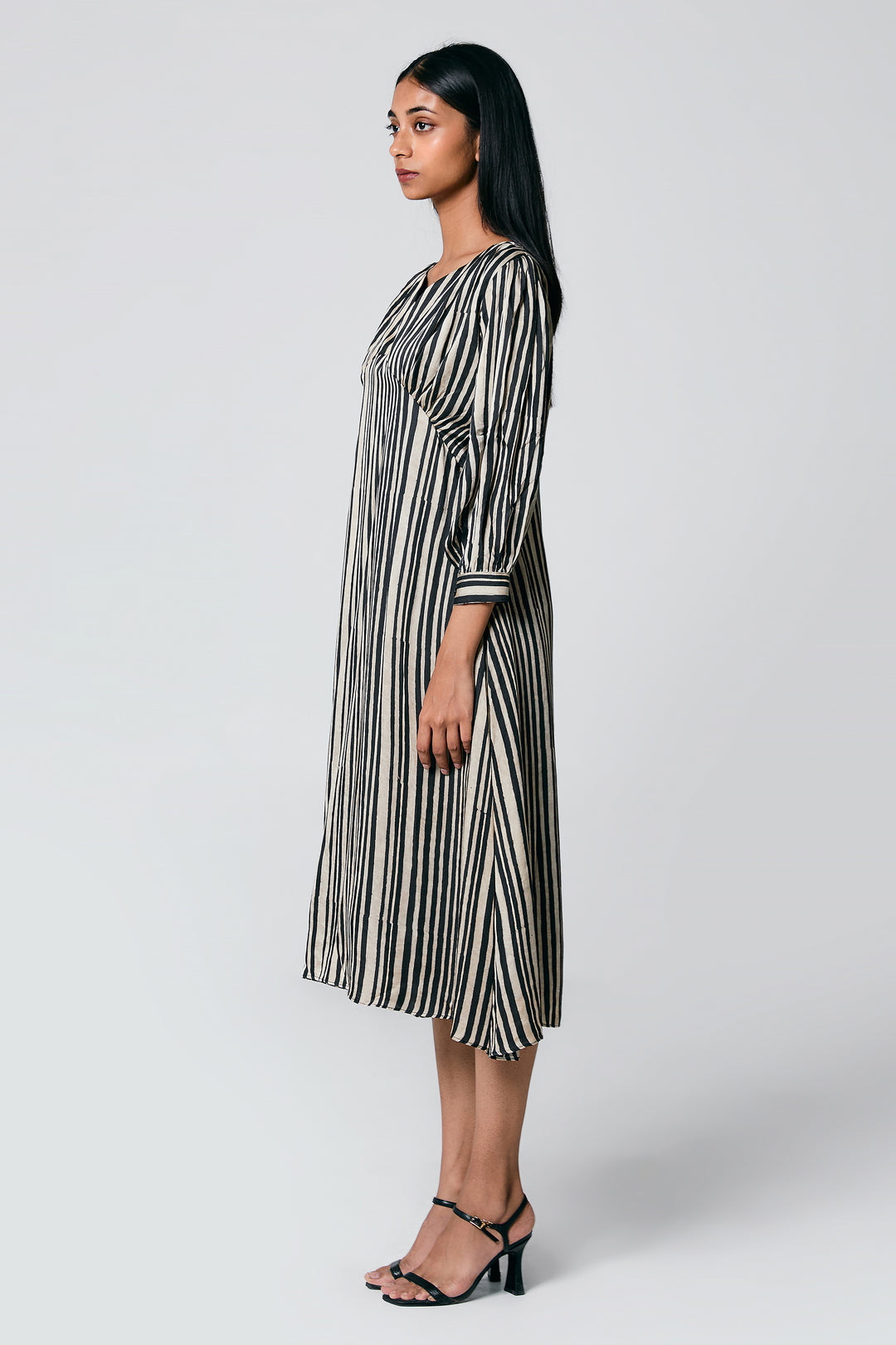 V NECK DRESS