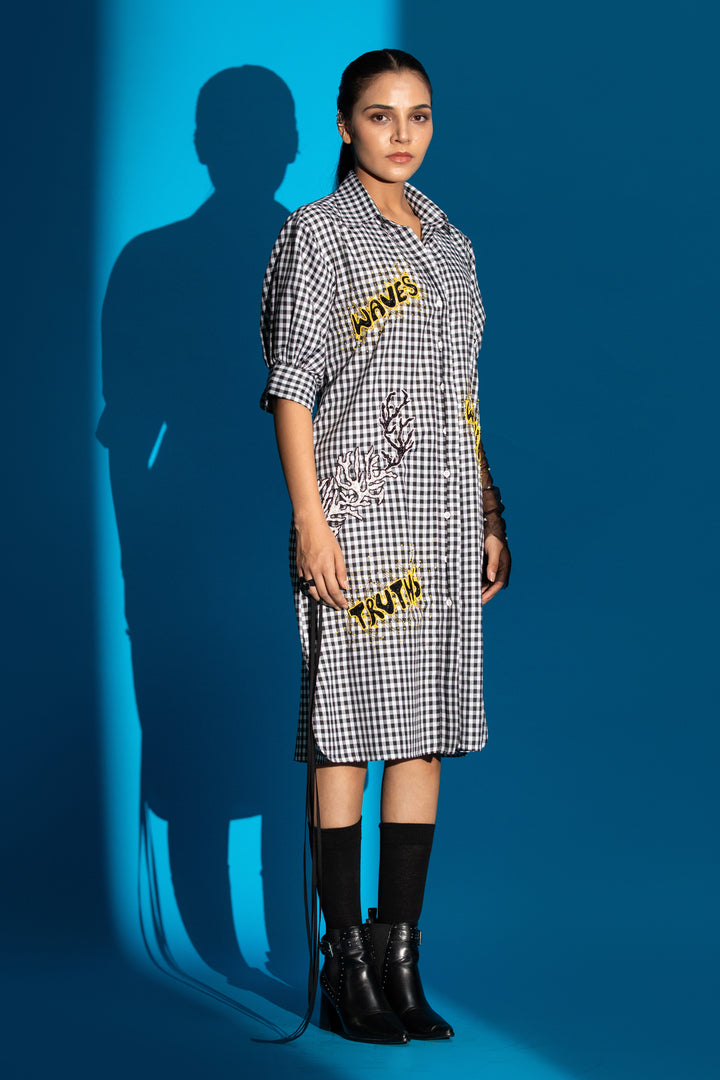 Hand embroidered shirt dress - Black Check