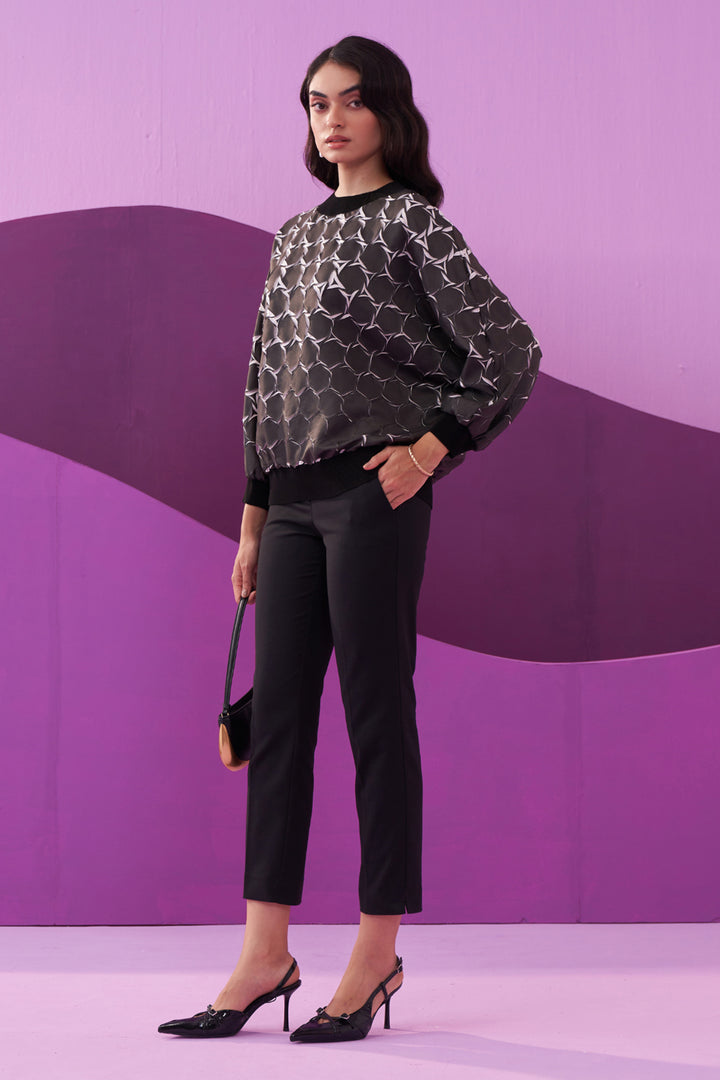 BLACK ANGNA TOP