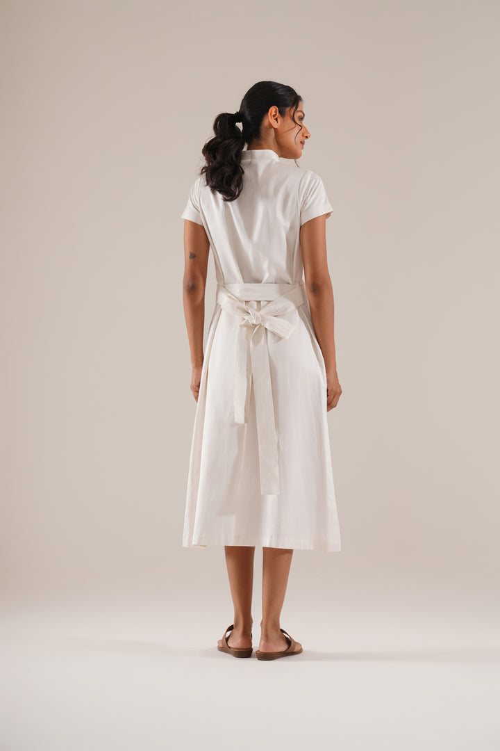 Leaf Pockets Shirt Dress