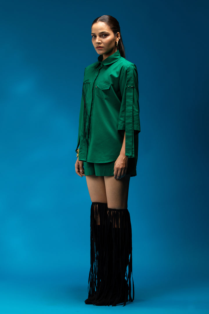 Thread embroidered shirt with sleeve strap detail - Green