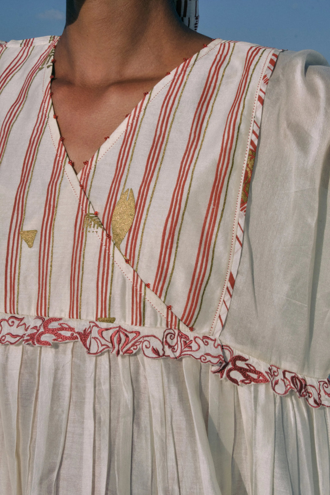 Su Mon Square Sleeve Dress