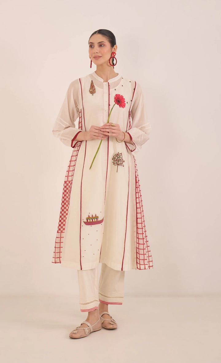 Firdaus: Chanderi Side Check Kali Embroidered Kurta Set Ivory And Red