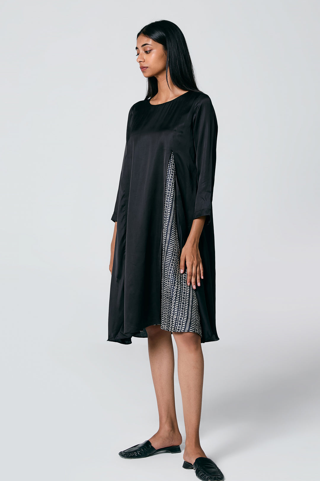 SLIT DRESS