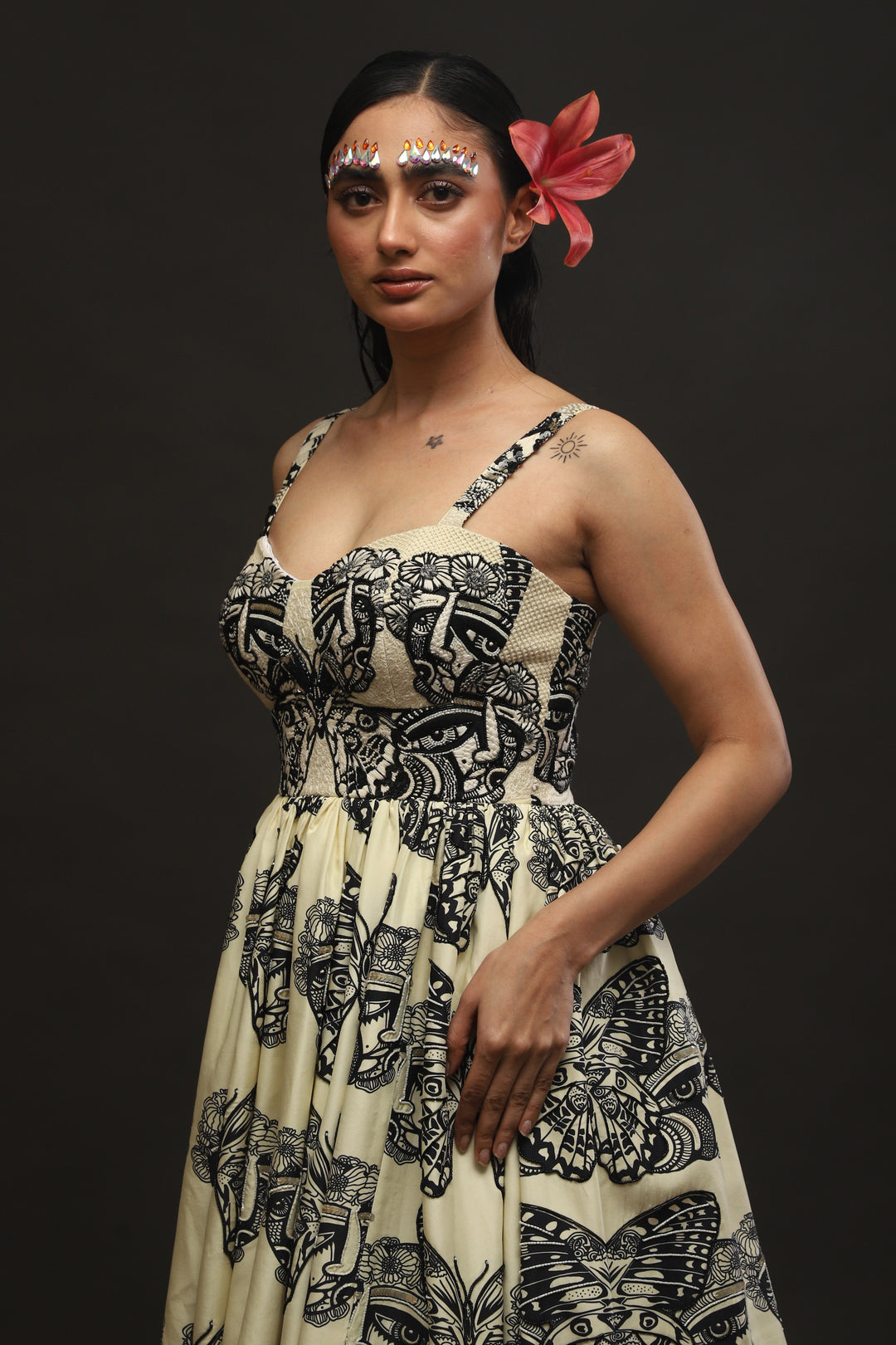 FULL LENGTH GOWN