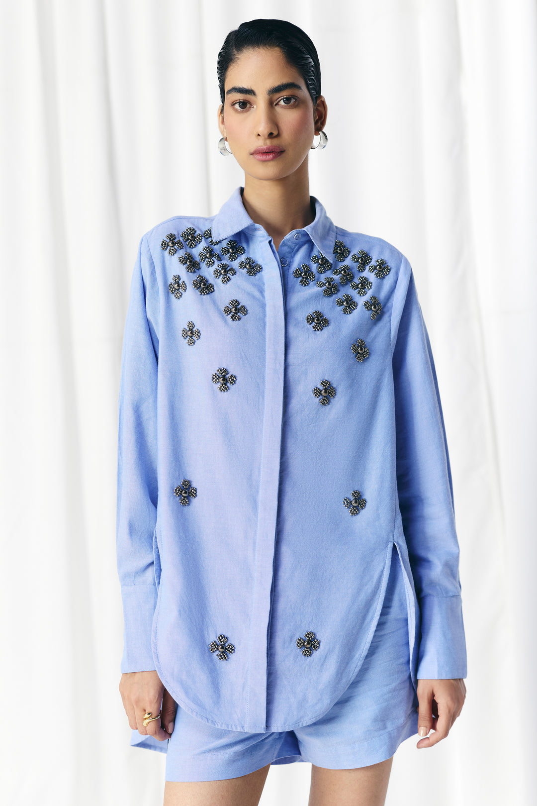 CHAMBRAY FLORAL EMBELLISHED SHIRT