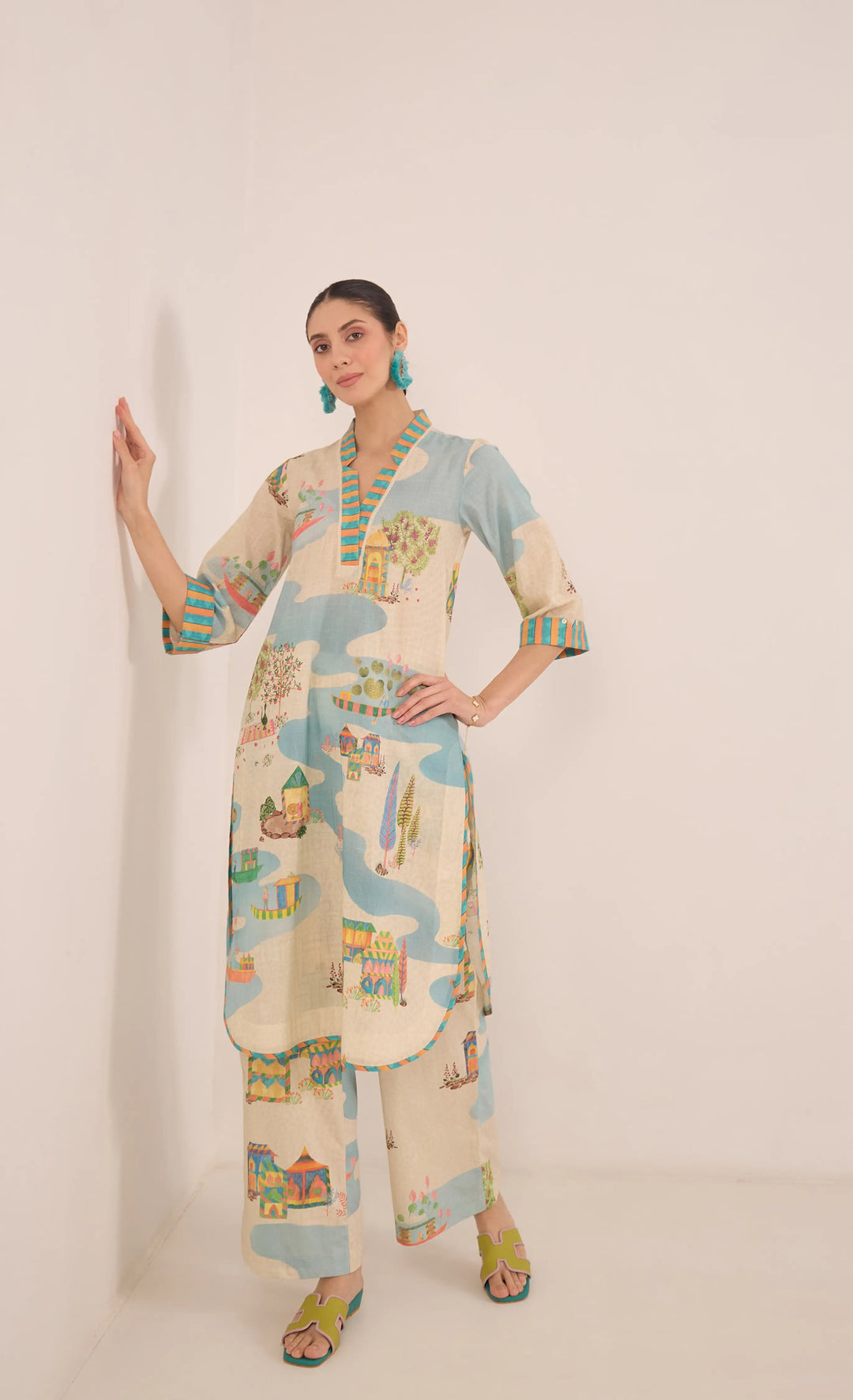 Safar: Cotton V-Neck Kurta Coord Set