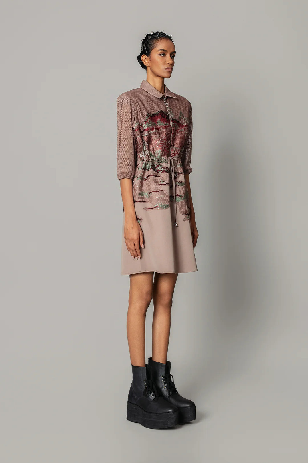 Brown hokusai embroidered short dress
