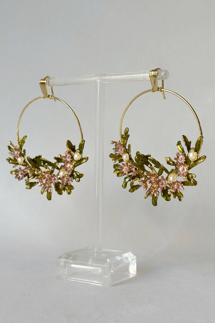 Figmenterie Blooming Crescent Chandbali