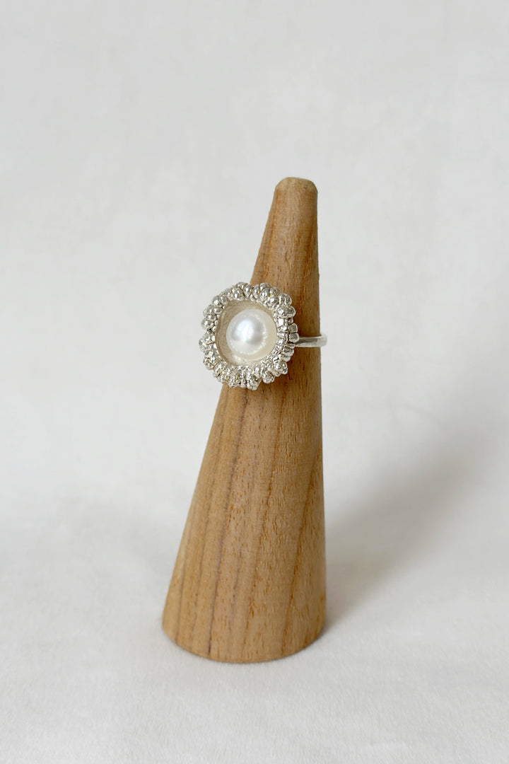 Figmenterie Reef Pearl Ring