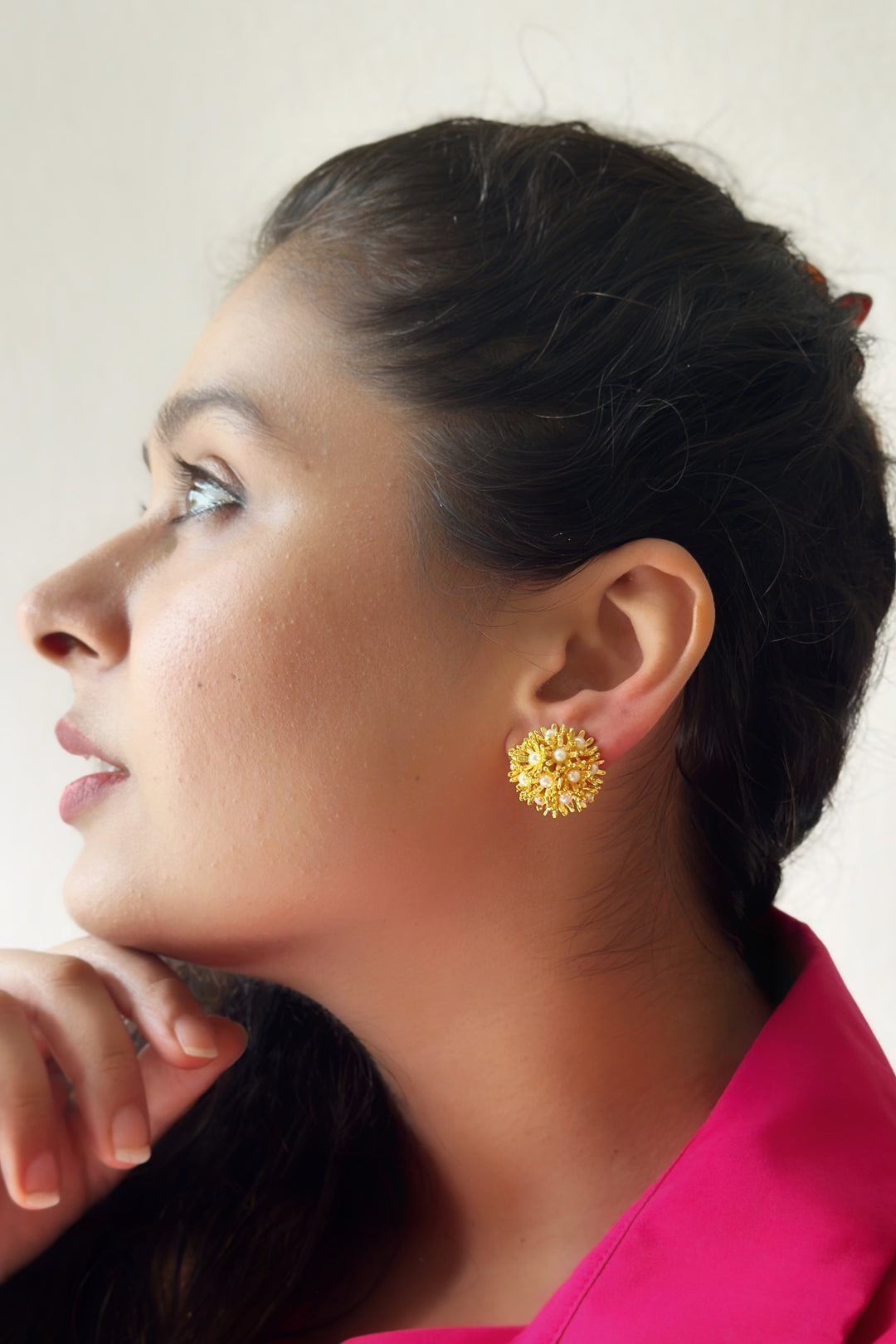 Figmenterie Sunshine mini pearl studs