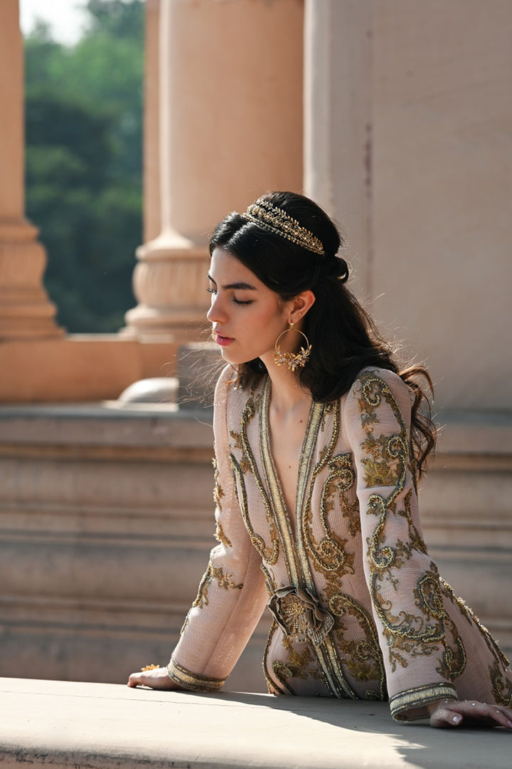 Figmenterie Blooming Crescent Chandbali
