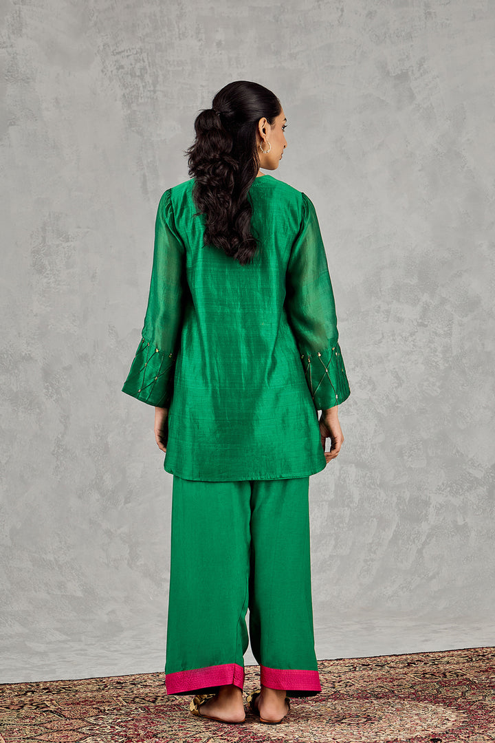 Green Fish Patch Embroidery Short Tunic Set