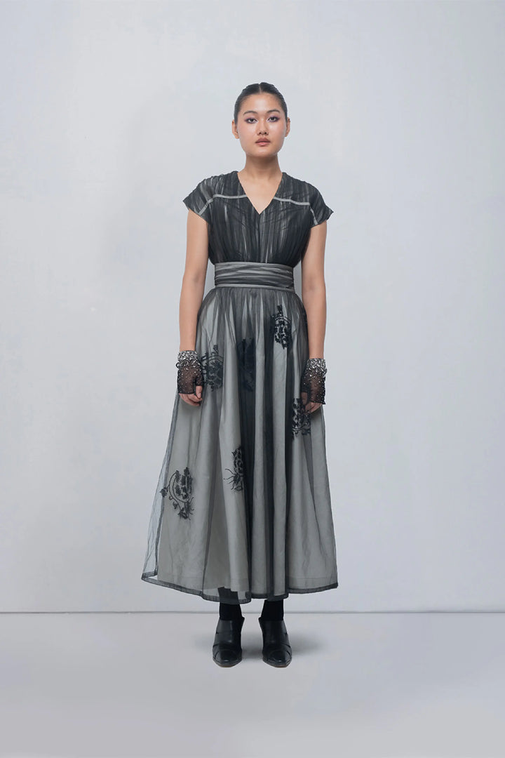 Evara Dress