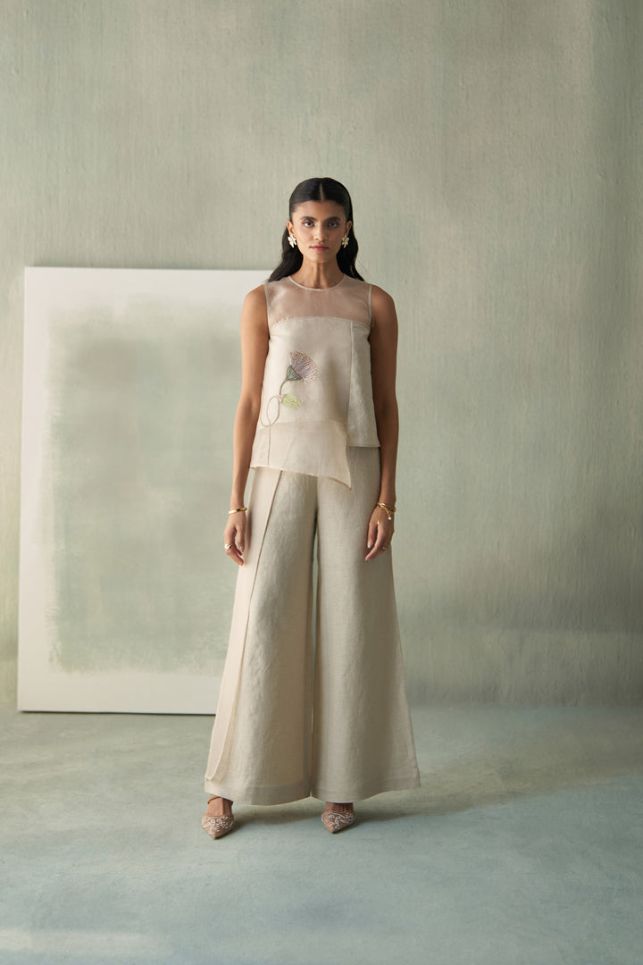 Desert sand linen co-ords