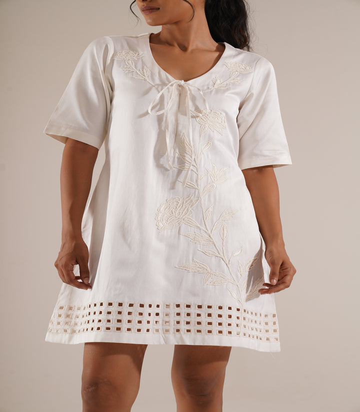 Light Leans Tunic Dress