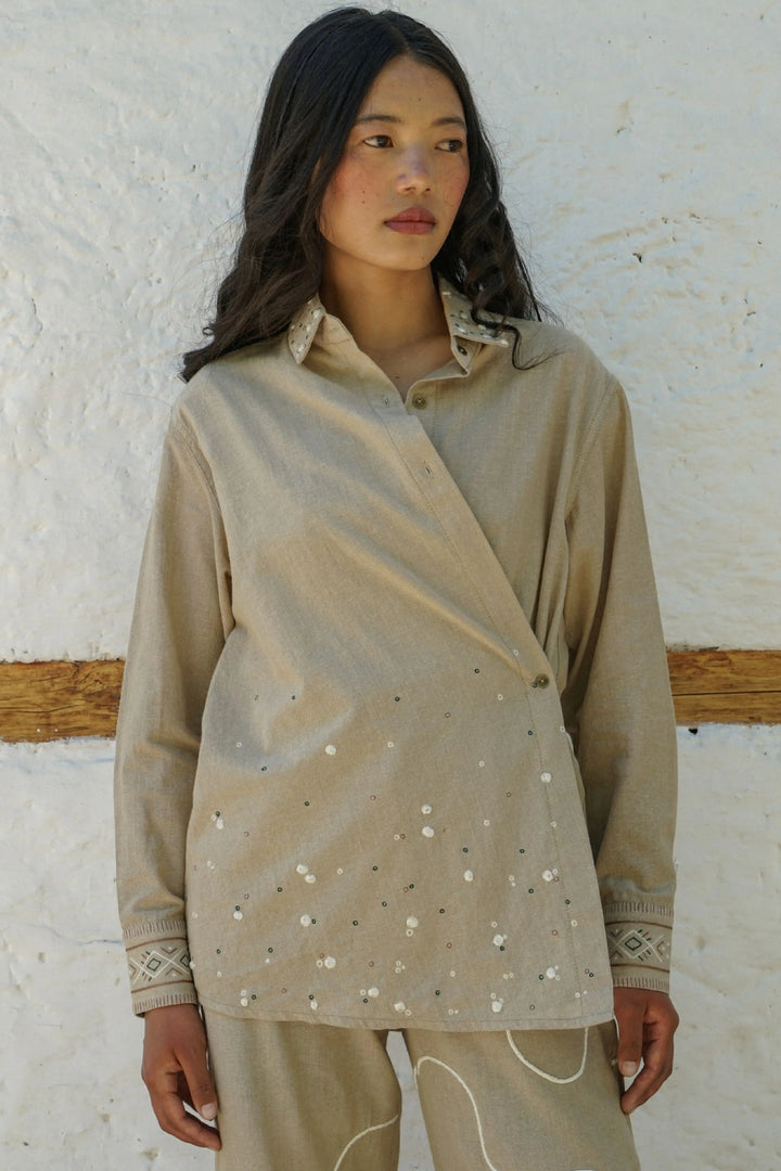 Alchi Wrap Shirt – Sand