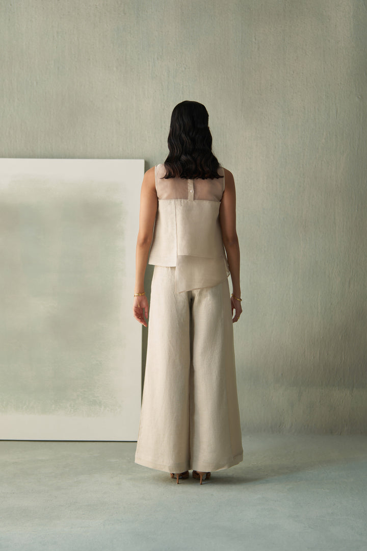 Desert sand linen co-ords