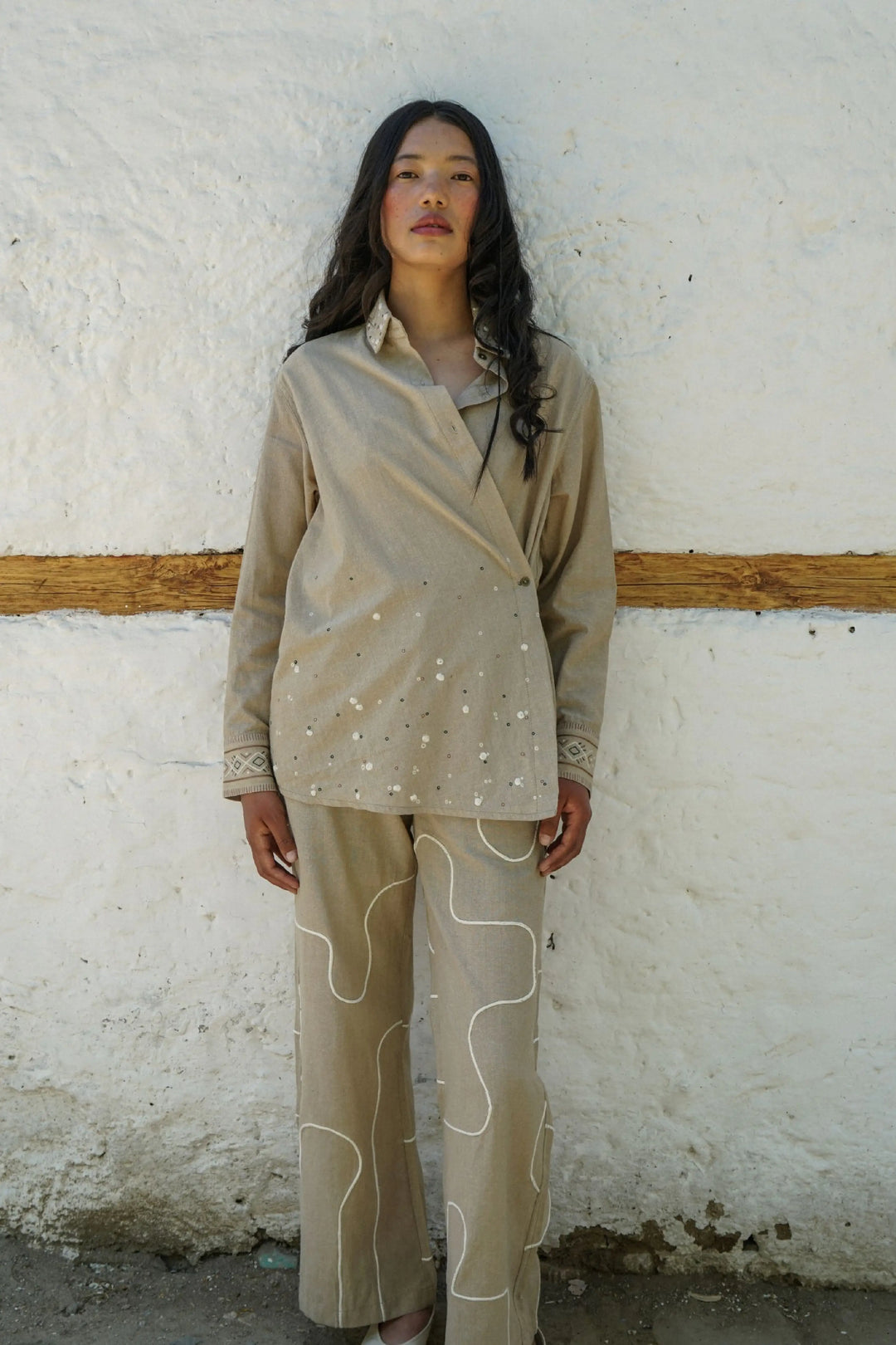 Alchi Wrap Shirt – Sand