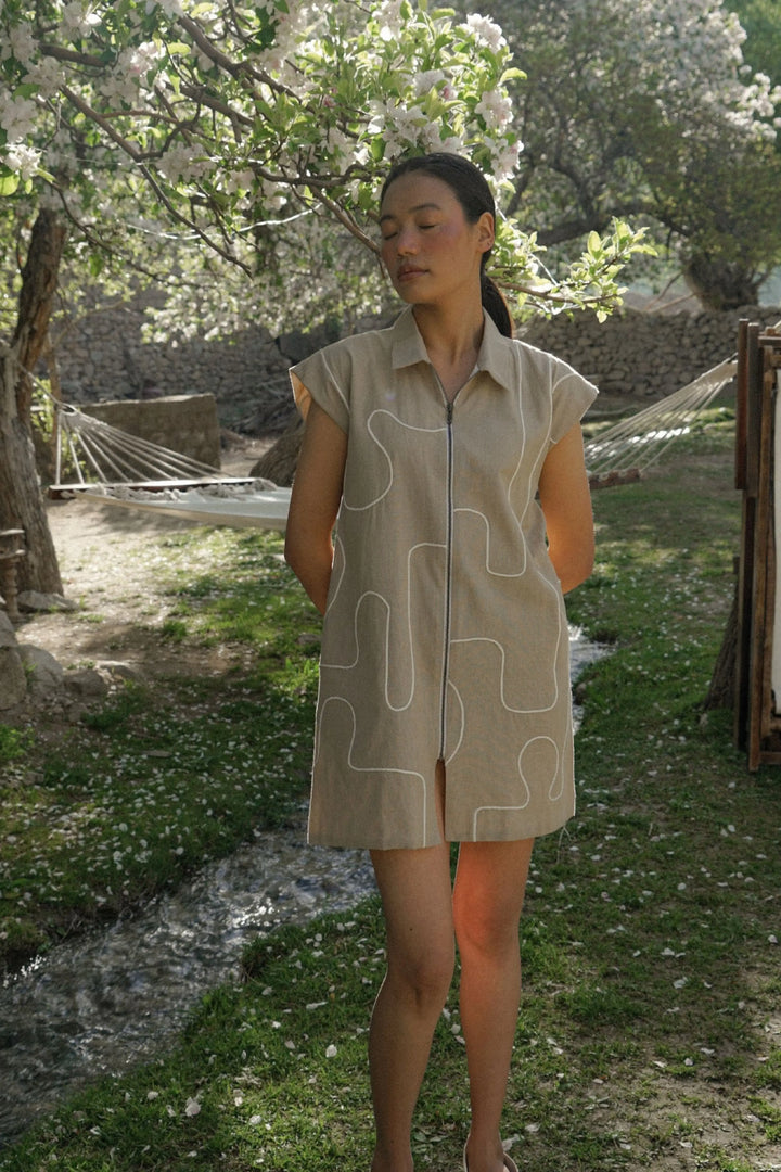 Nubra Zip Dress – Sand