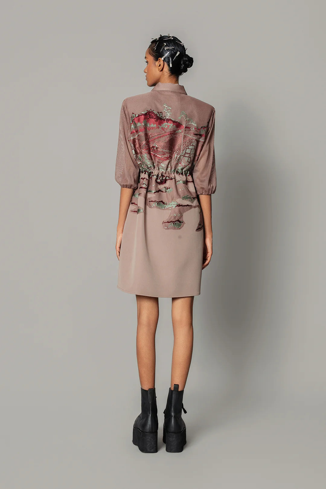 Brown hokusai embroidered short dress