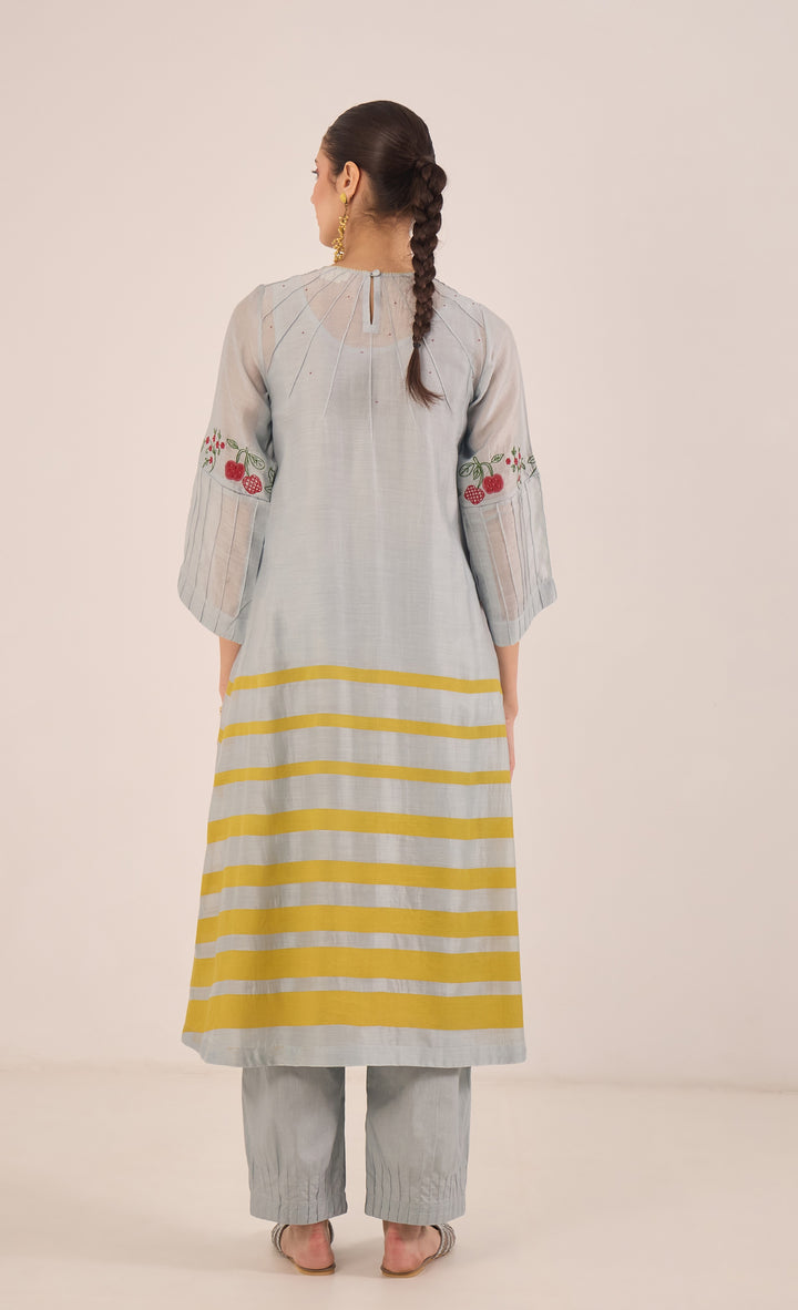 Chinar: Chanderi Floral Embroidery With Stripes Kurta Set - Powder Blue