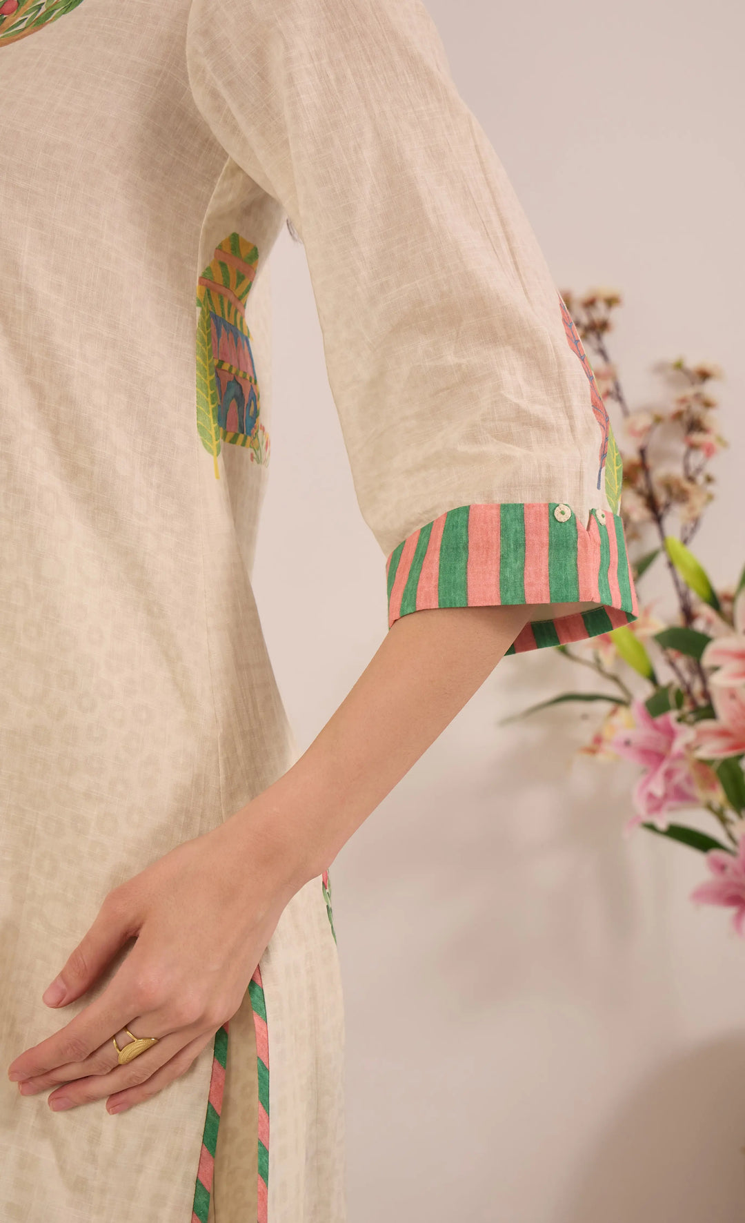 Gulposh: Cotton V-Neck Coord Set