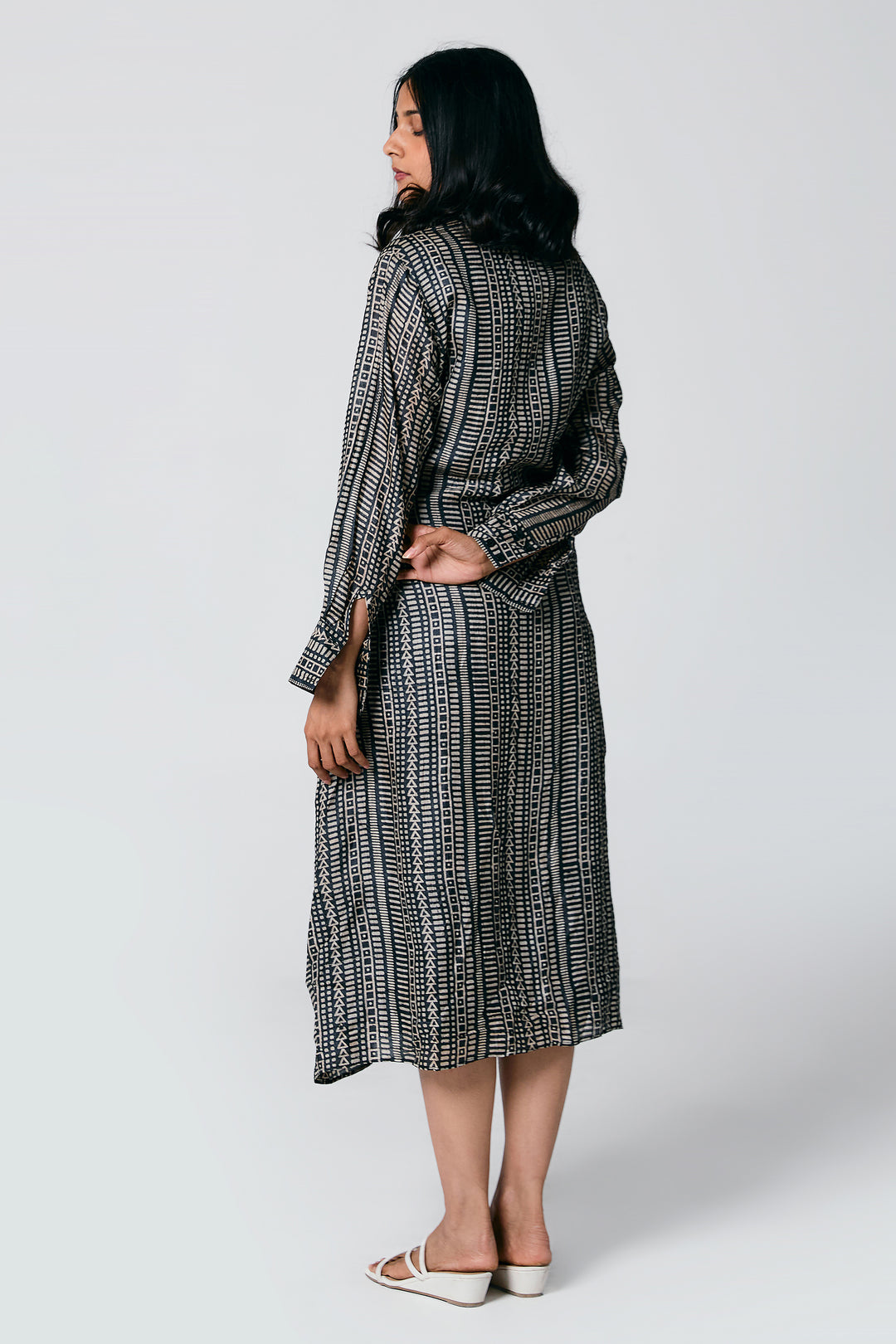 FRONT TIE DRESS