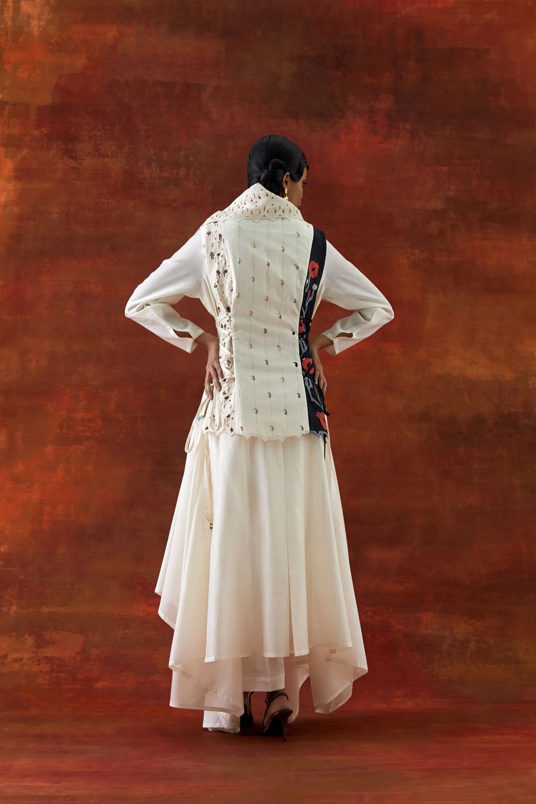 Draped Collar Side Tie Up Jacket With V Neck Draped Kurta And Pants