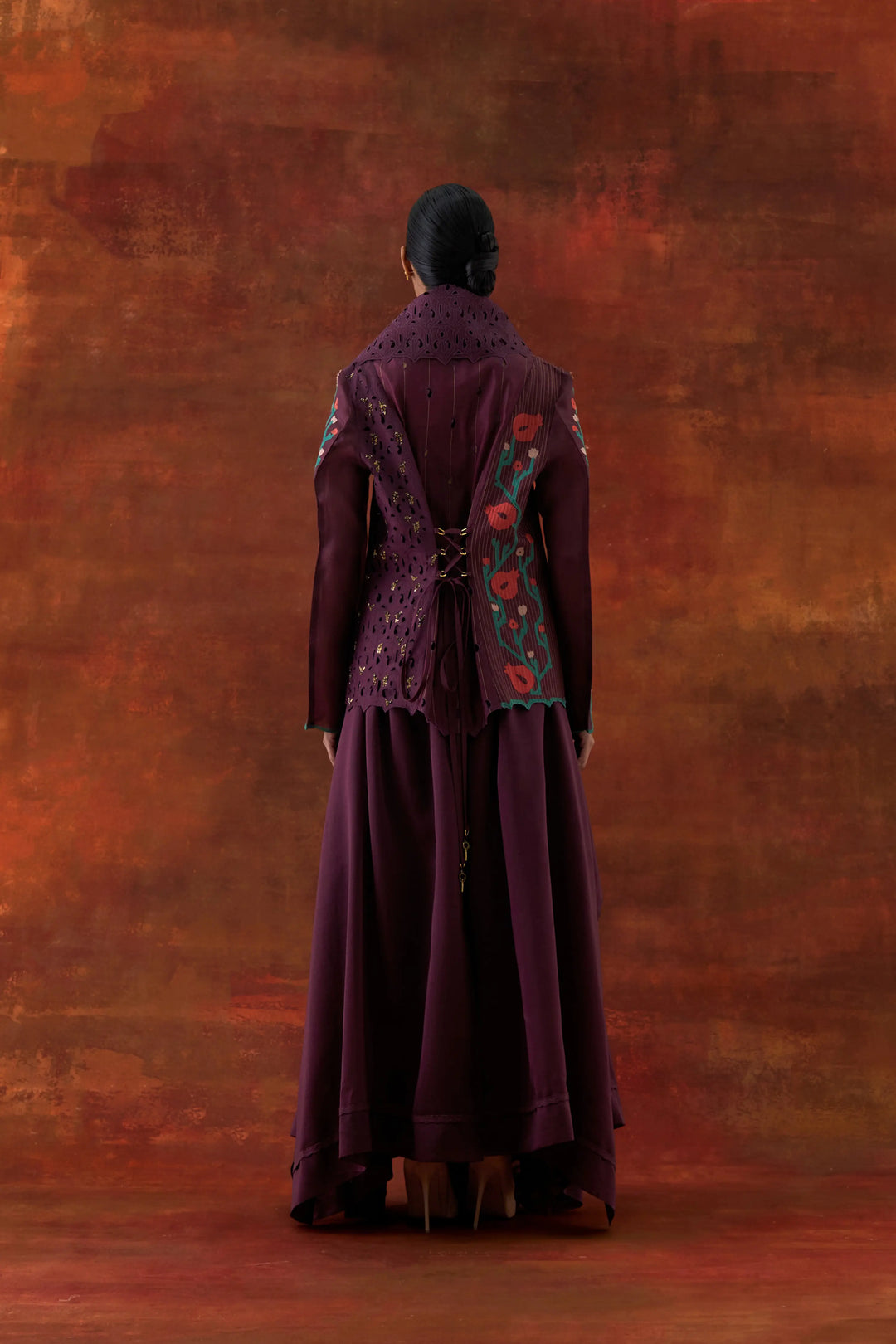 Emb Draped Collar Jacket With Draped Skirt Wine