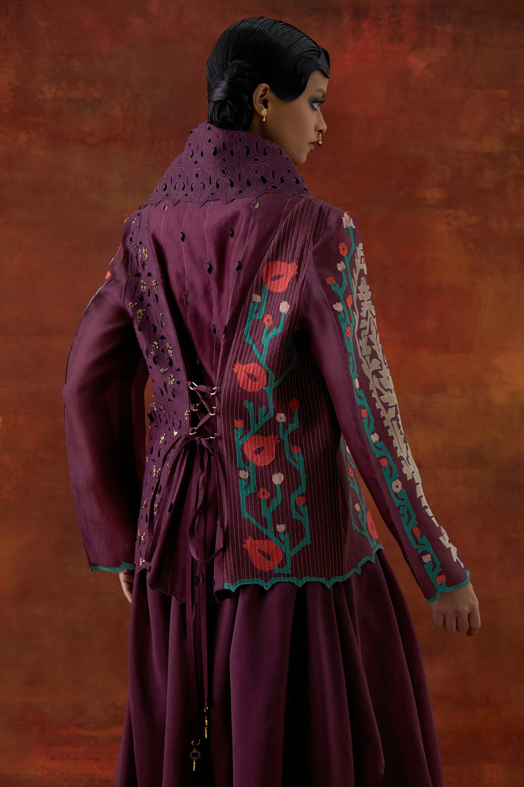 Emb Draped Collar Jacket With Draped Skirt Wine