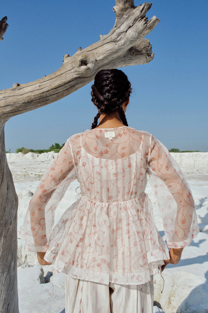Bella Angrakhi