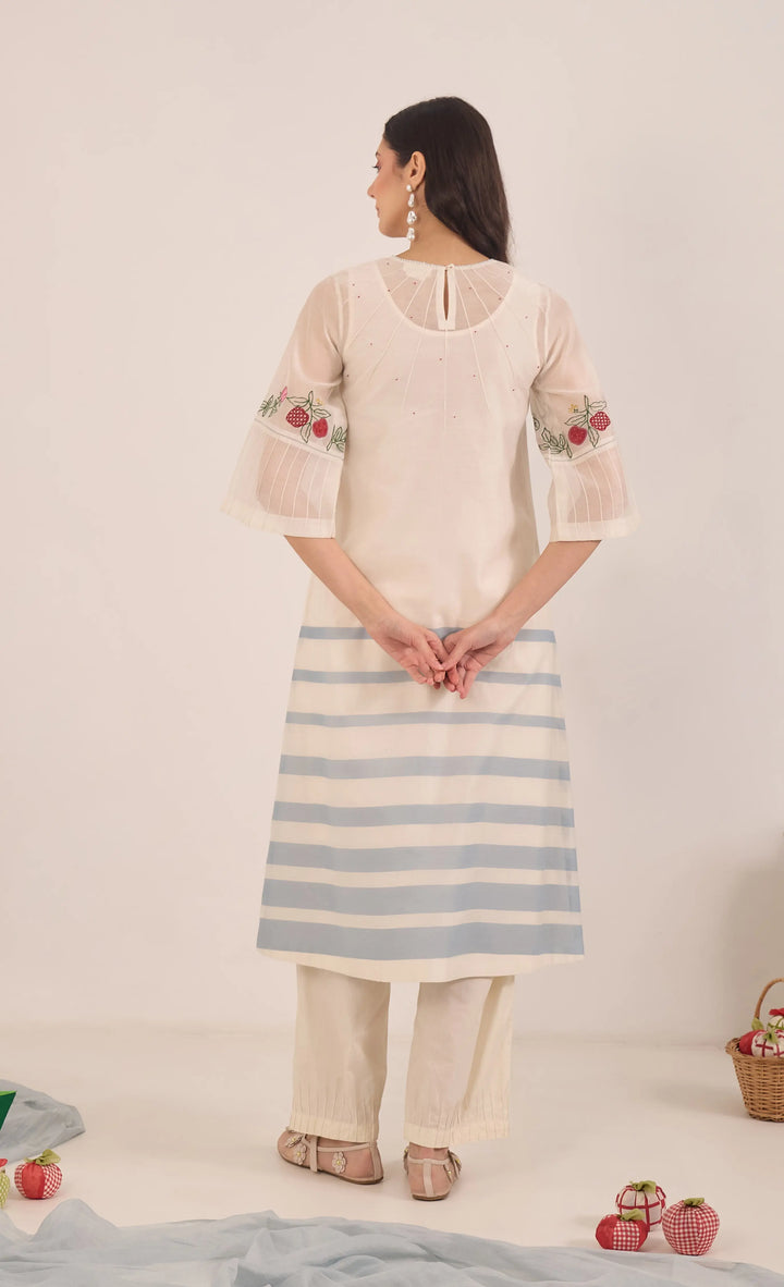 Chinar: Chanderi Floral Embroidered Stripe Kurta Set - Ivory