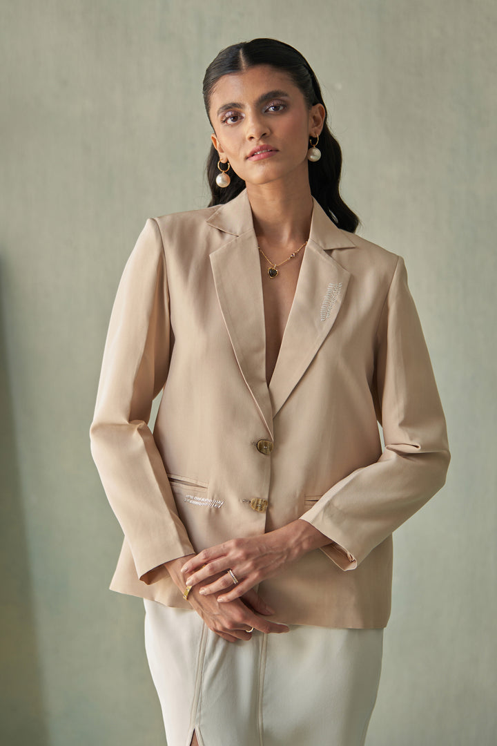BEIGE BLAZER