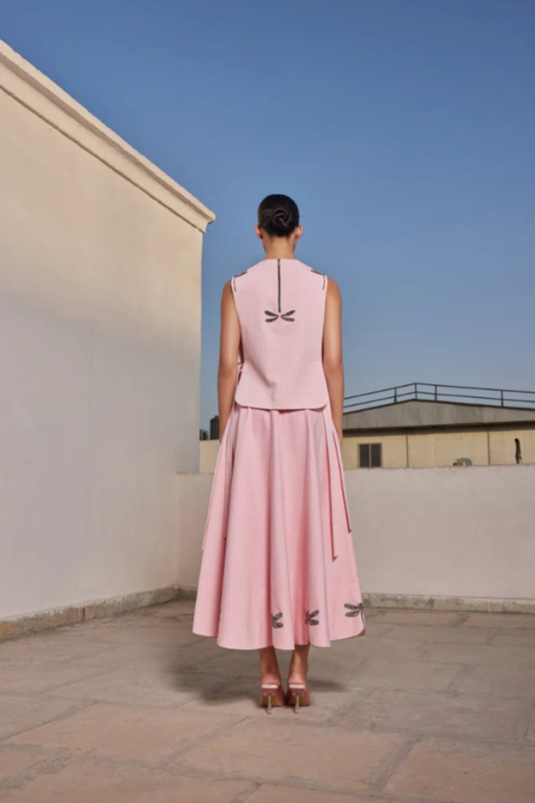 DRAGONFLY IN LINE OVERLAY WITH CIRCULAR SKIRT