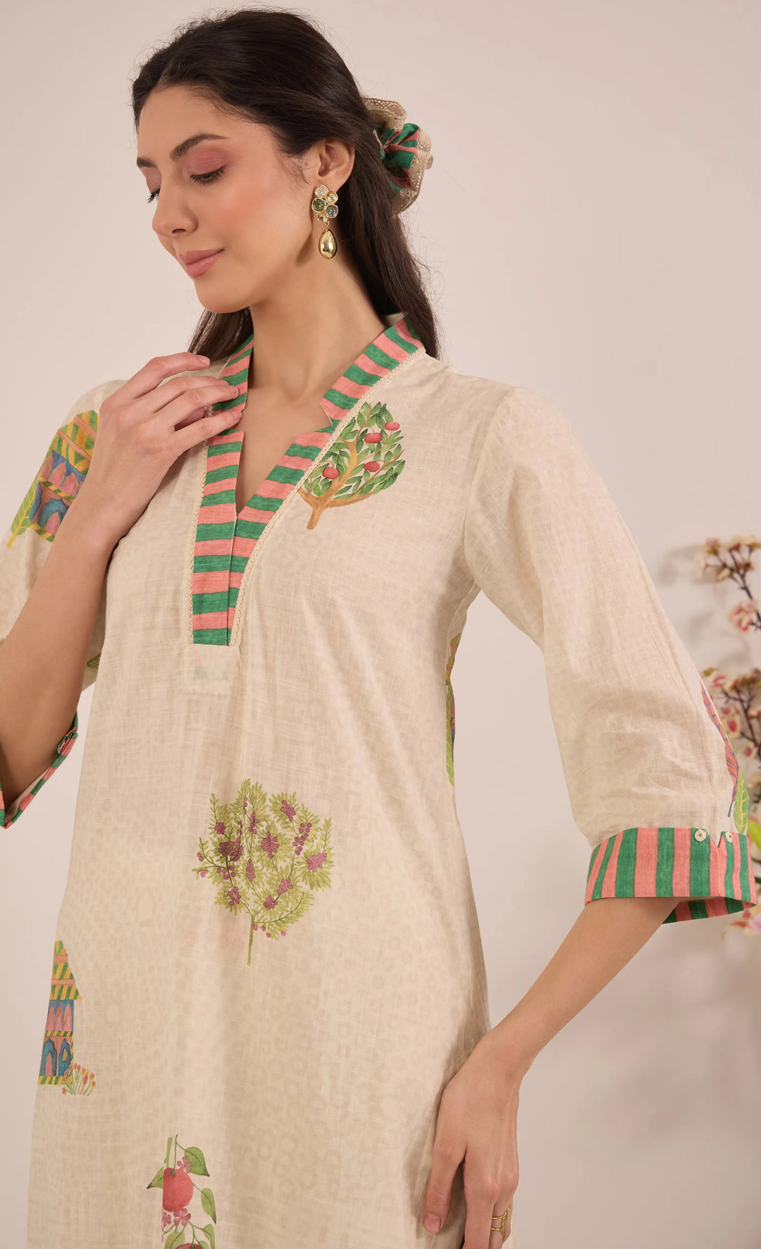 Gulposh: Cotton V-Neck Coord Set