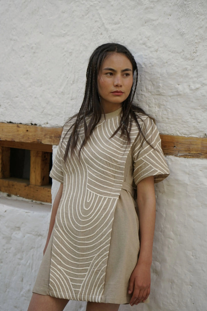 Contour Corded Dress – Sand