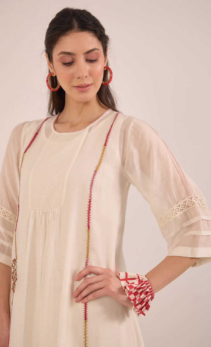 Khubani: Cotton Silk Embroidered Kurta Set - Ivory