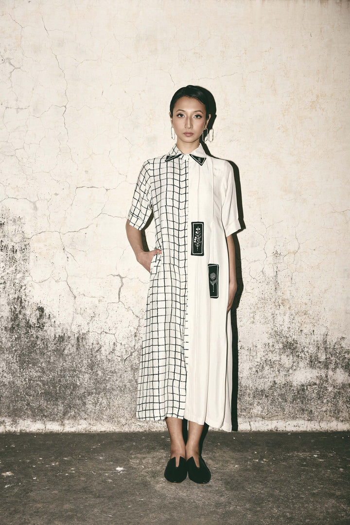 Grid pleat dress
