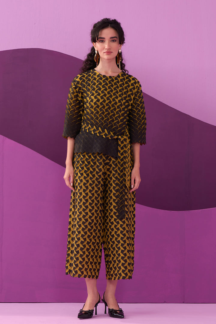 YELLOW EDITA COORD SET